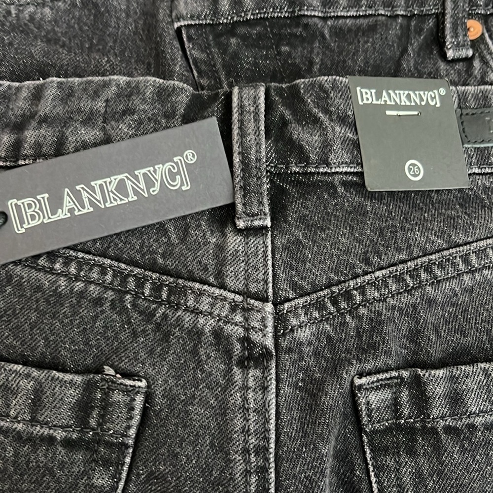 NWT [BLANKNYC] Womens Womens Women's High Rise Overlap Fly Denim Short S… - Picture 5 of 8